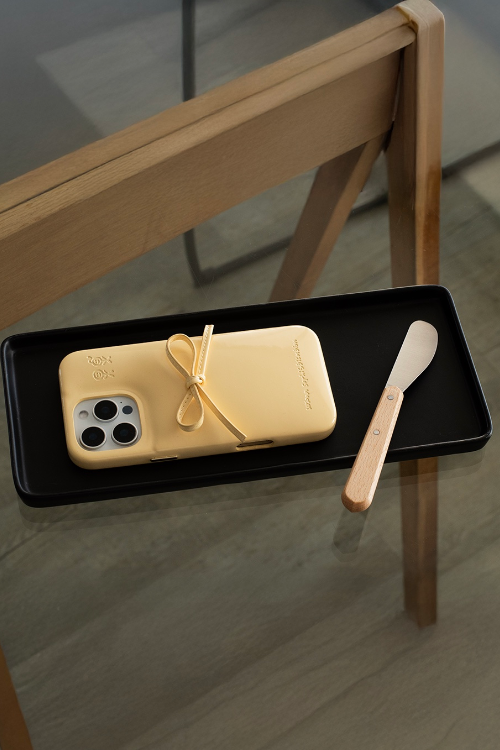 The Soap Case® - Delicate Bow in Butter