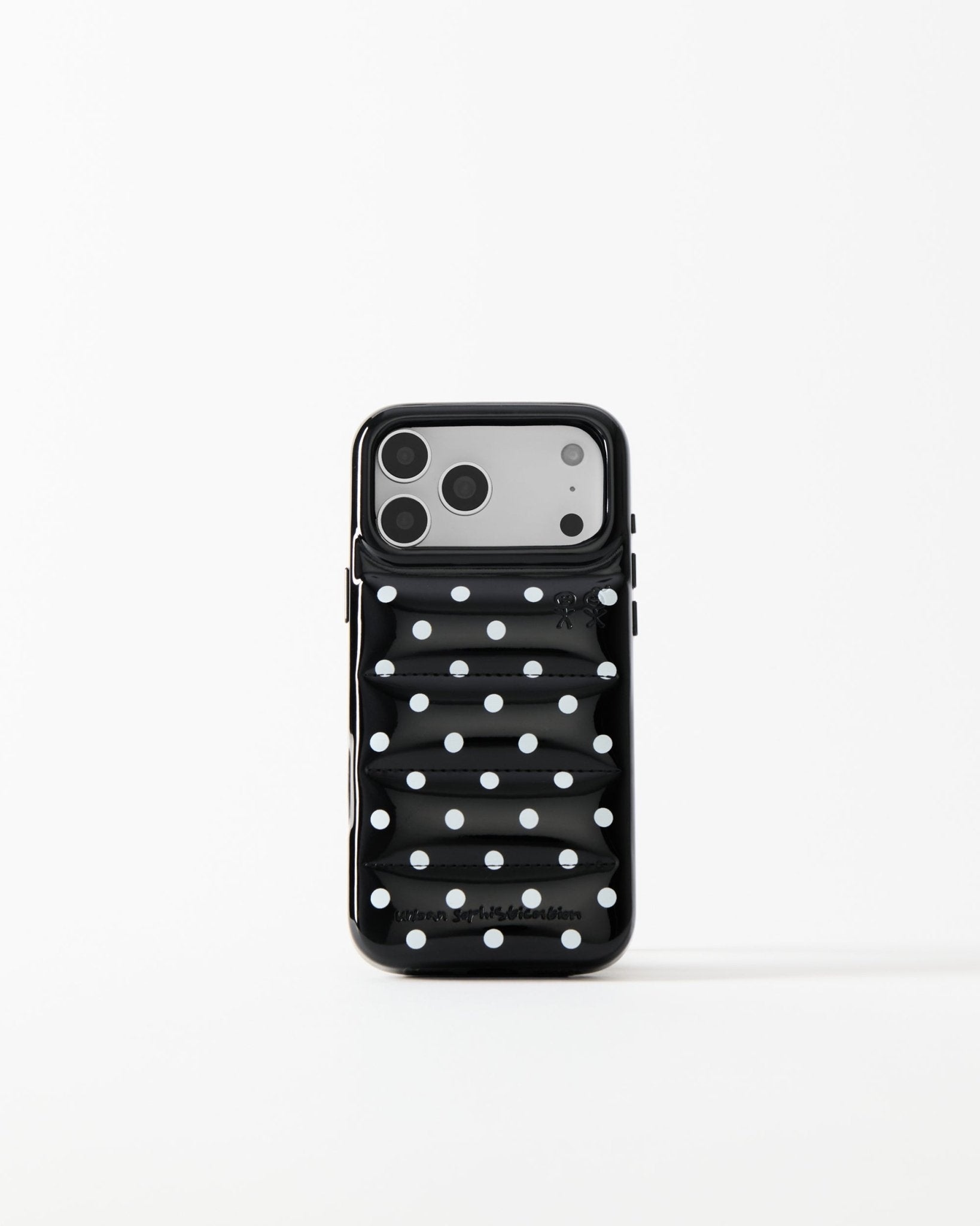 the-puffer-case-polka-dots-
