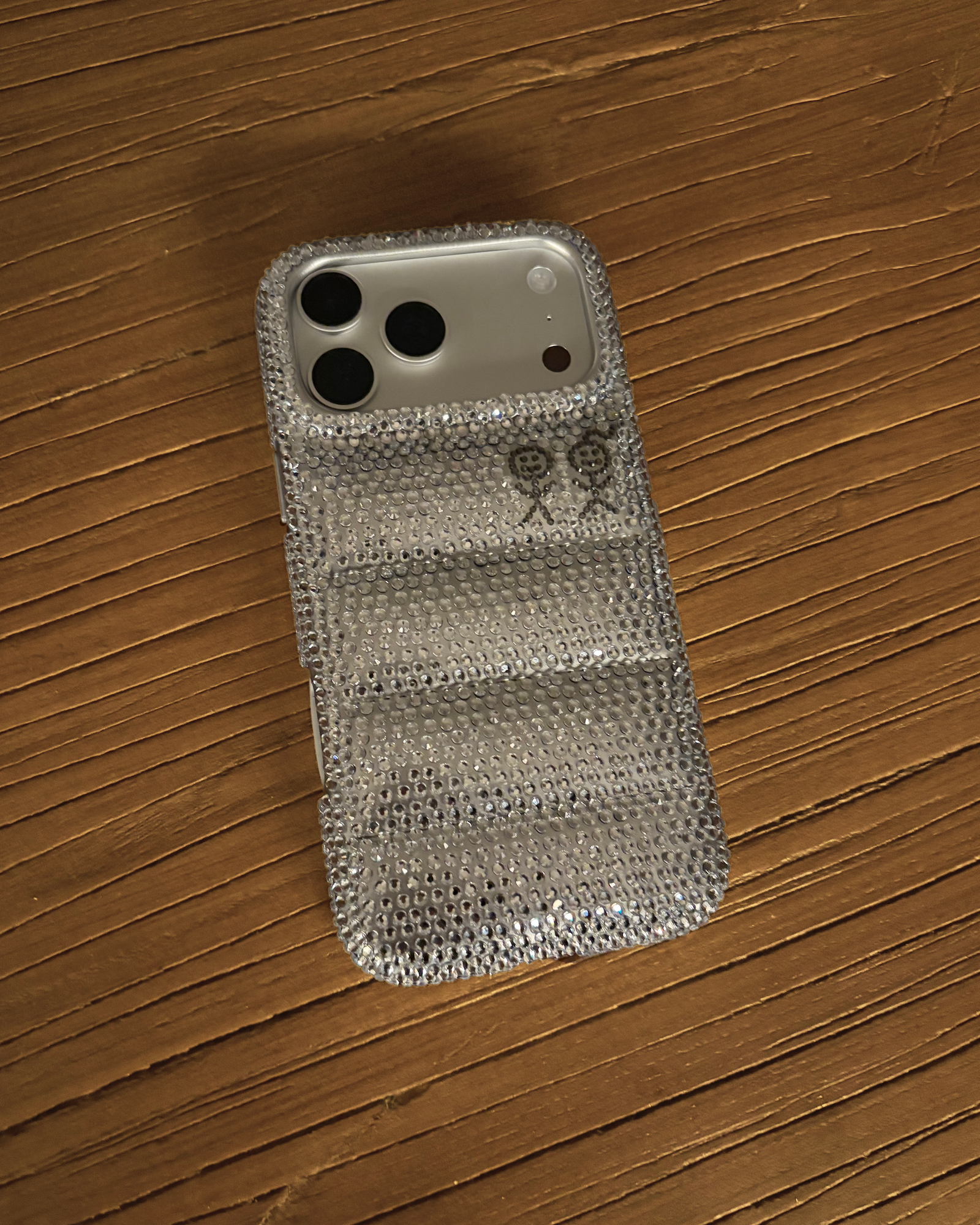Urban Sophistication – iPhone 17 Cases
