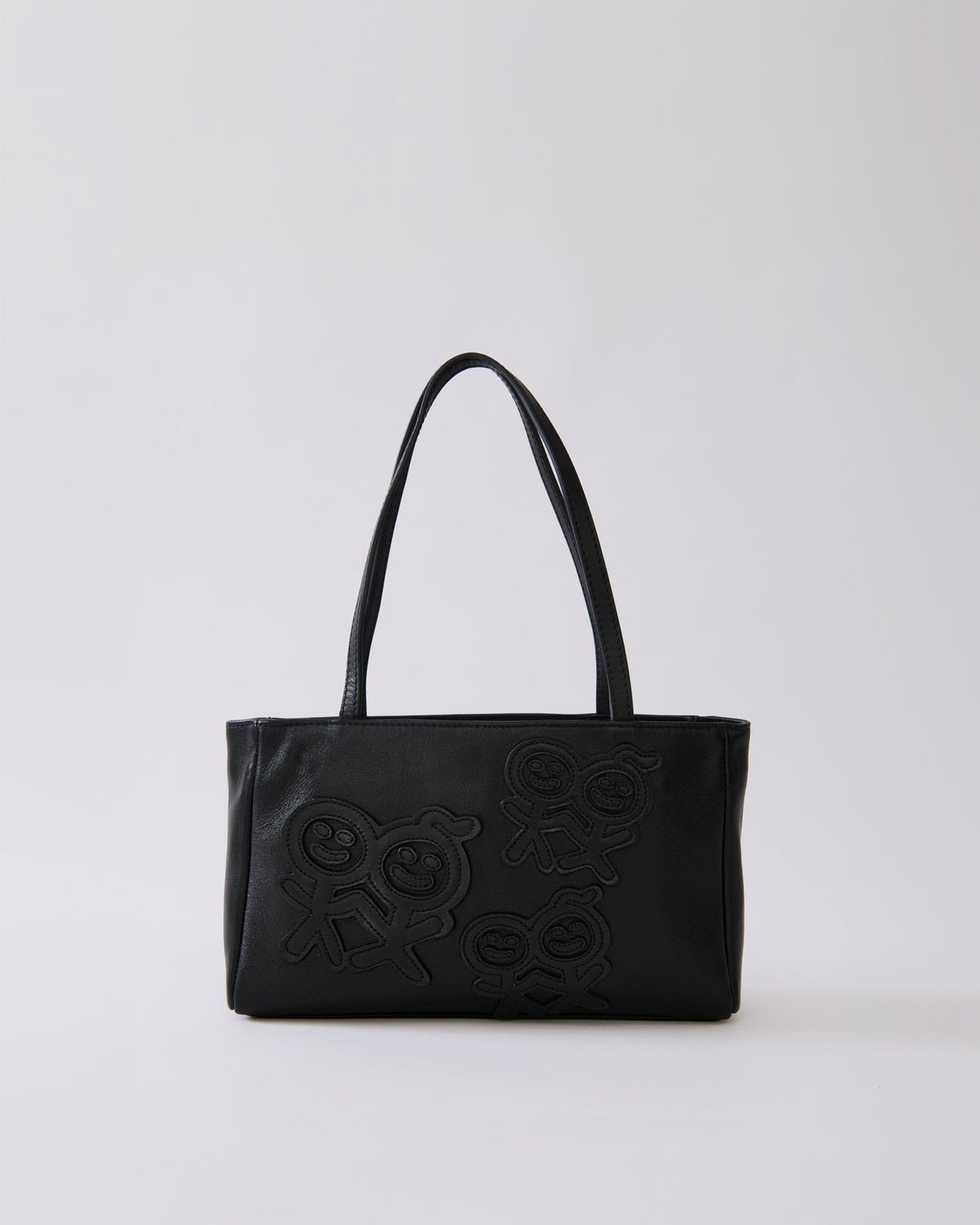 TH01 Top Handle Bag Black 02 Packshot PDP