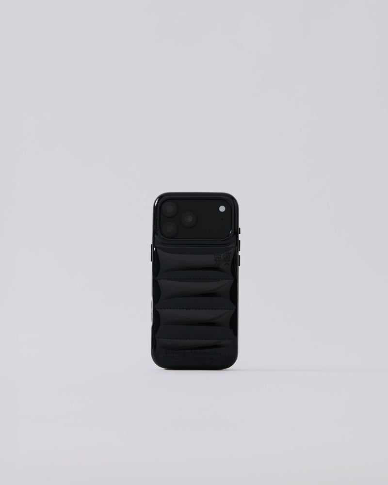 studio-flat|
phone-size_iphone-18-pro-max|