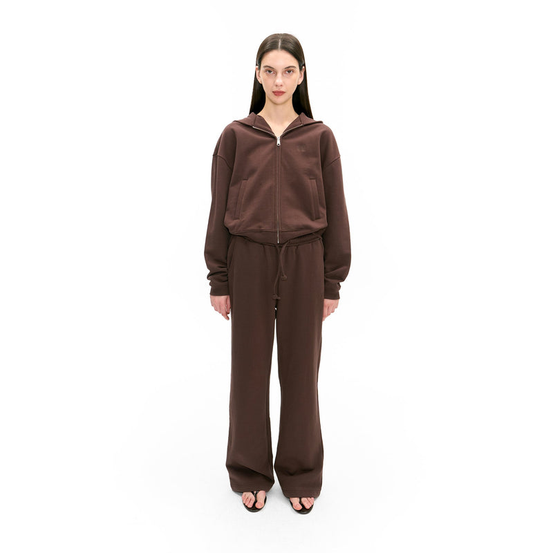 STRAIGHT SWEATPANT IN CHOCOLATE - Urban Sophistication