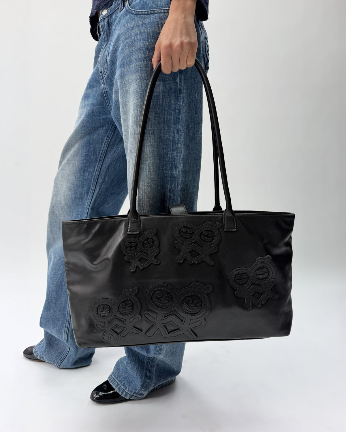 TB01 Tote Bag Black 08 View PDP