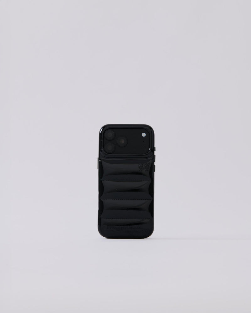 studio-flat|
phone-size_iphone-18-pro-max|