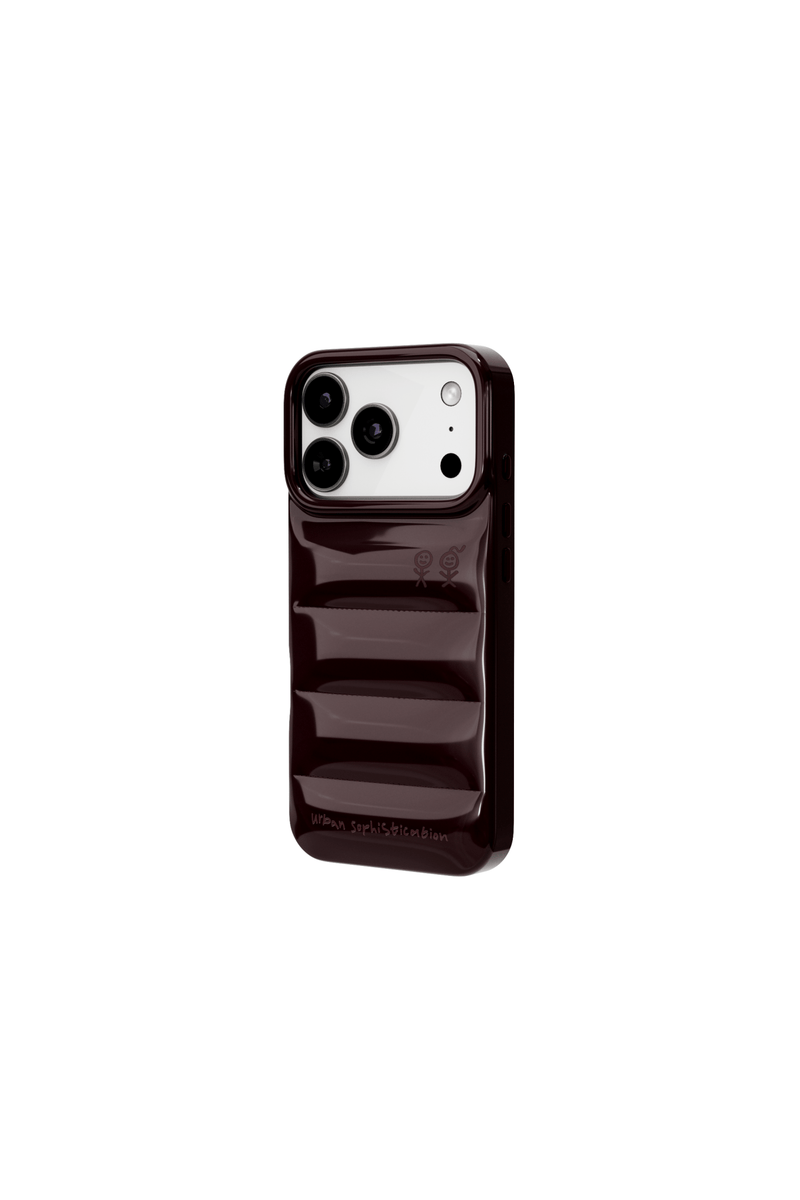 iPhoneアクセサリー Urban Sophistication iPhone 17 Pro the-puffer-case-dark-cherry-
