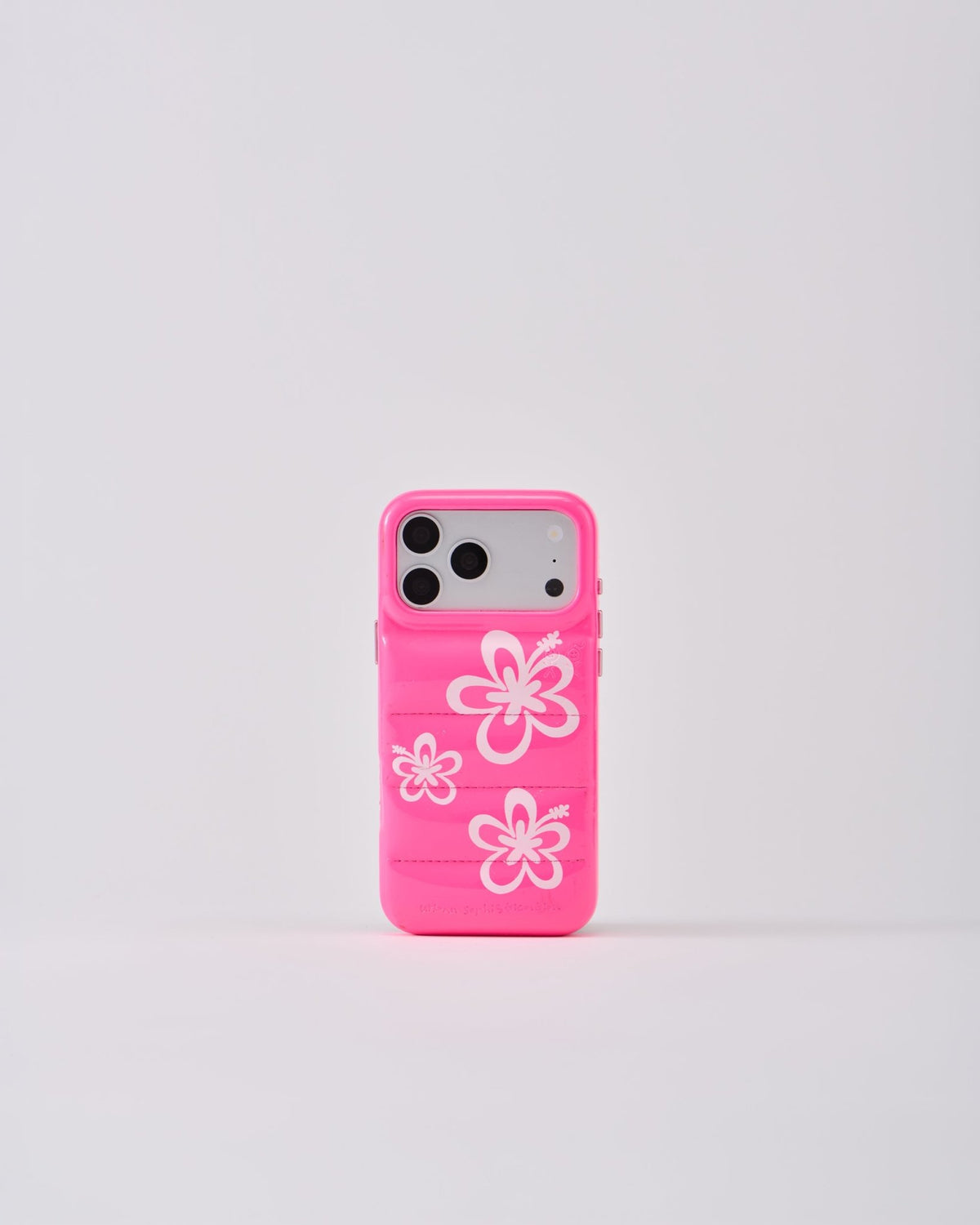 studio-flat|
phone-size_iphone-17-pro-max|