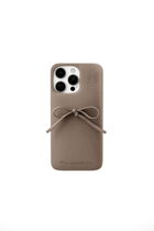 phone-size_iphone-16-pro-max|